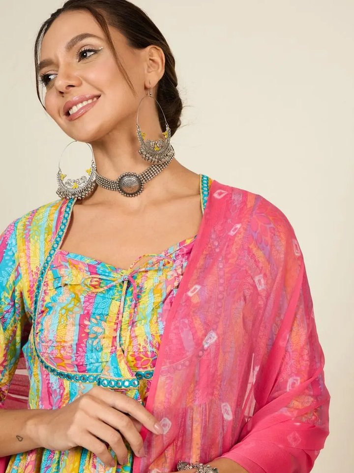 WineRed Women Printed Ruched Yoke Flare Kurta, Pant & Dupatta Set — image 3