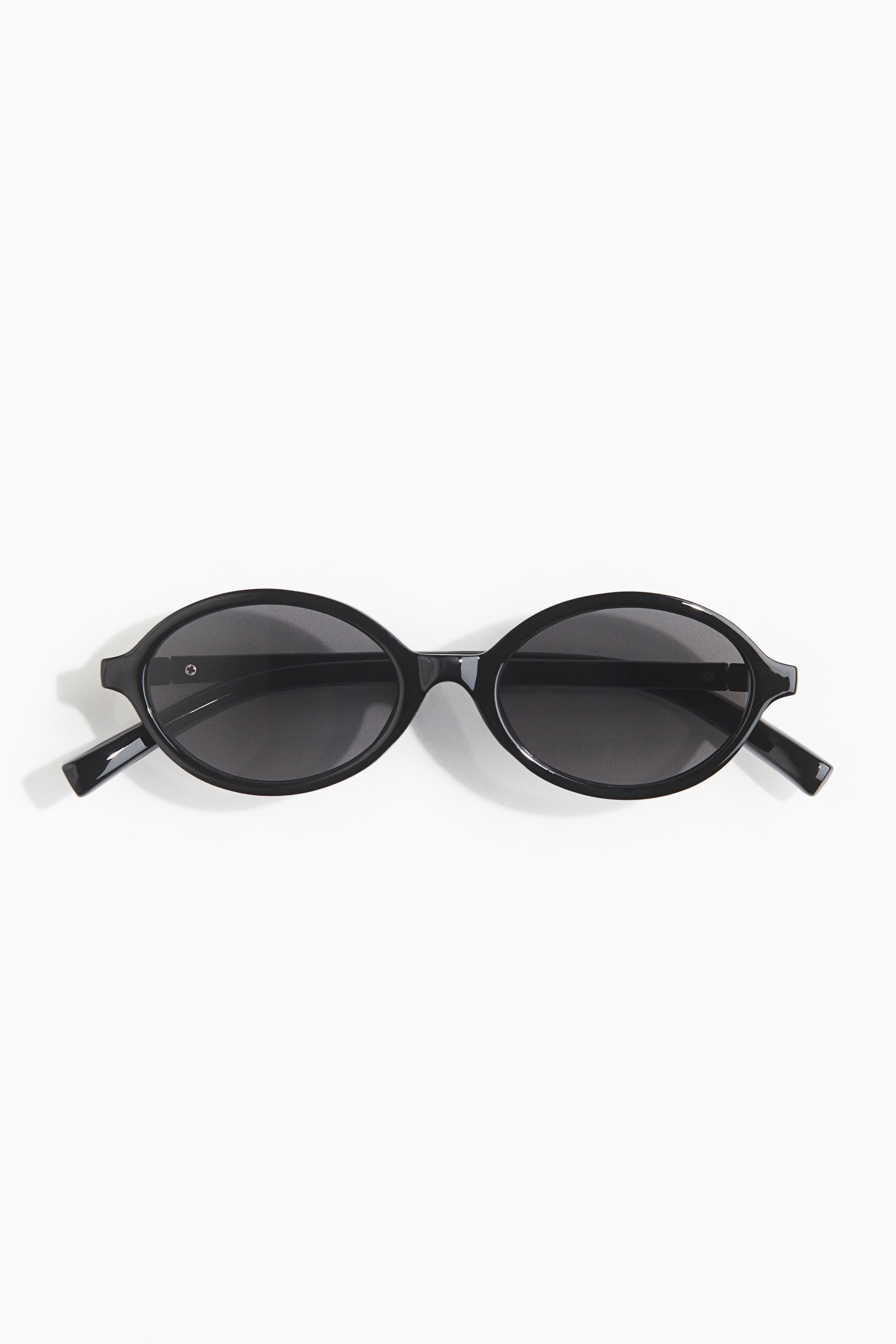 H & M - Oval sunglasses - Black